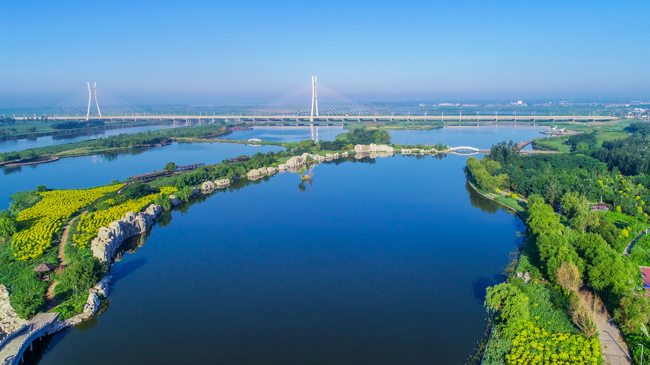 图丨《辽河铁岭镇西堡段》
