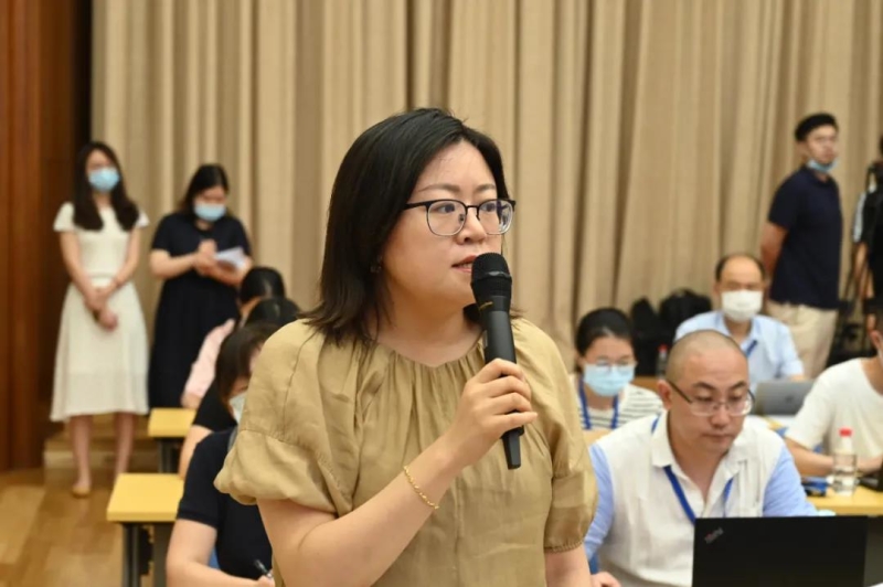 新闻发布