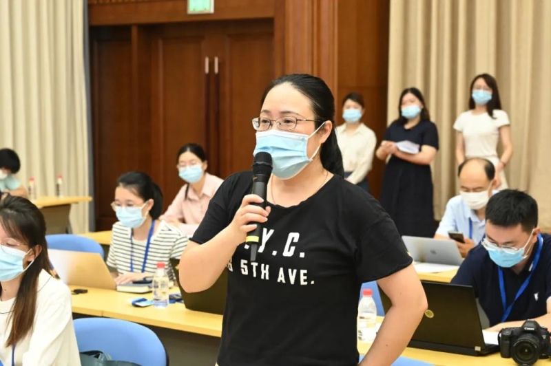 新闻发布