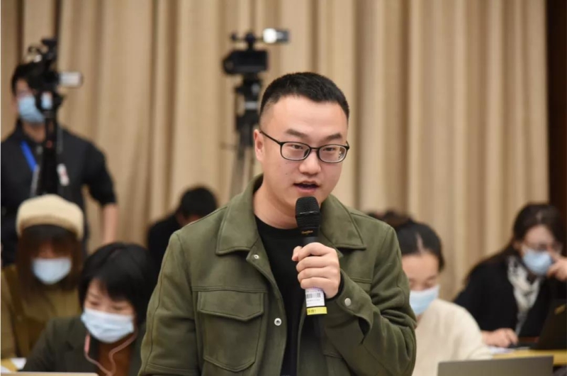 新闻发布