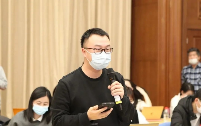 新闻发布