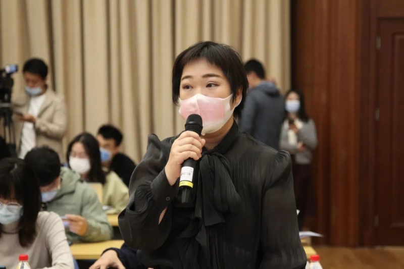 新闻发布